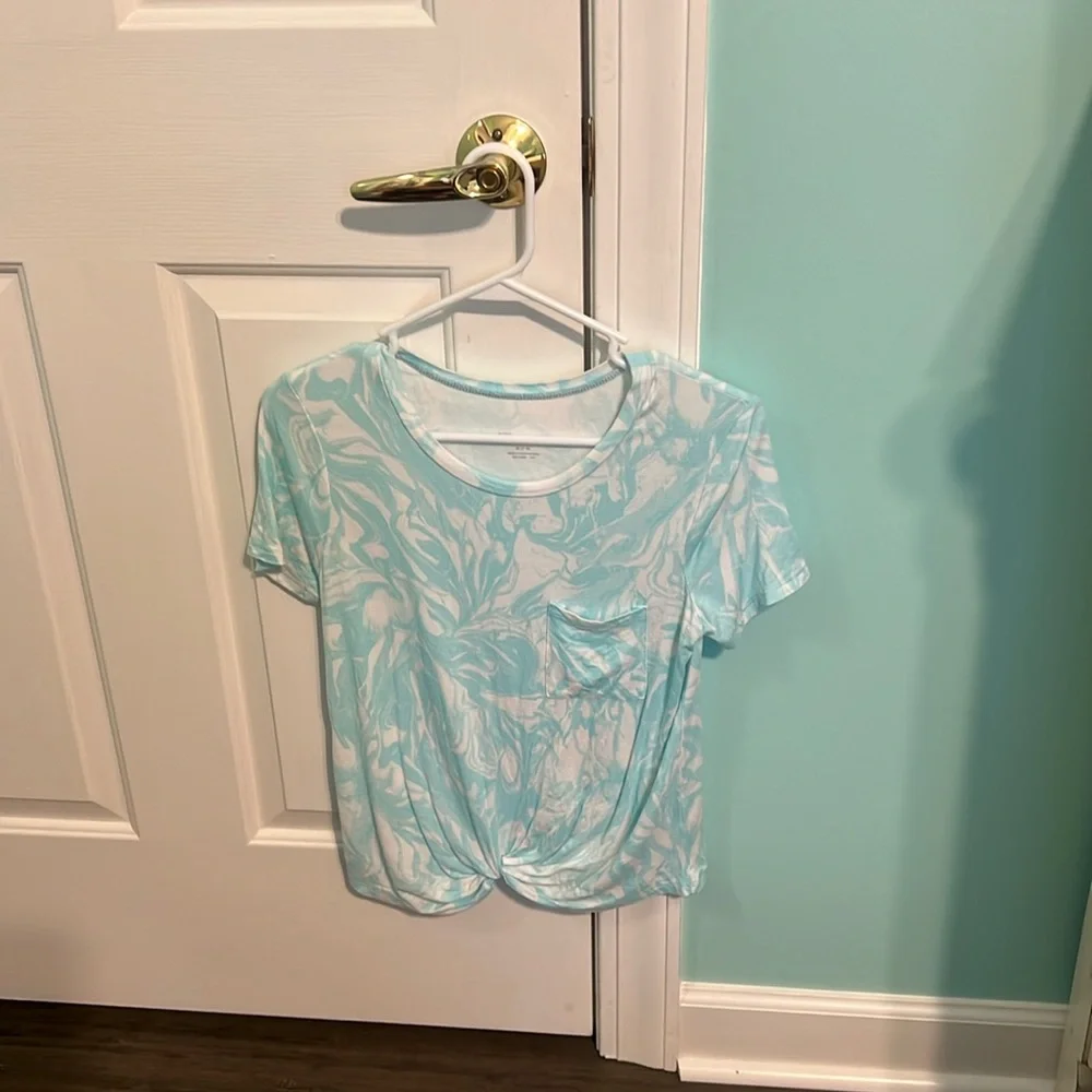 Short sleeve - Picture 1 of 1
